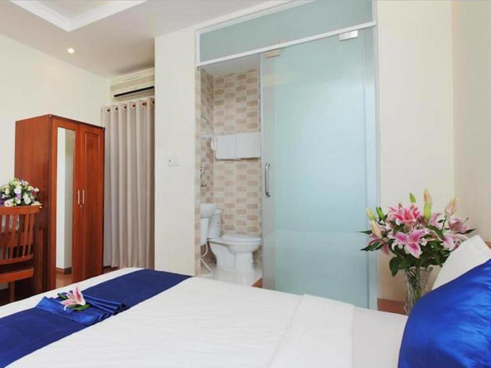 Blue River 3 2* Ho Chi Minh City